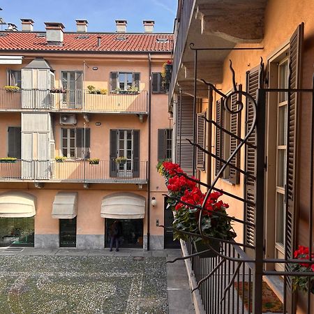 Elegante Appartamento Nel Centro Storico Di Torino Esterno foto