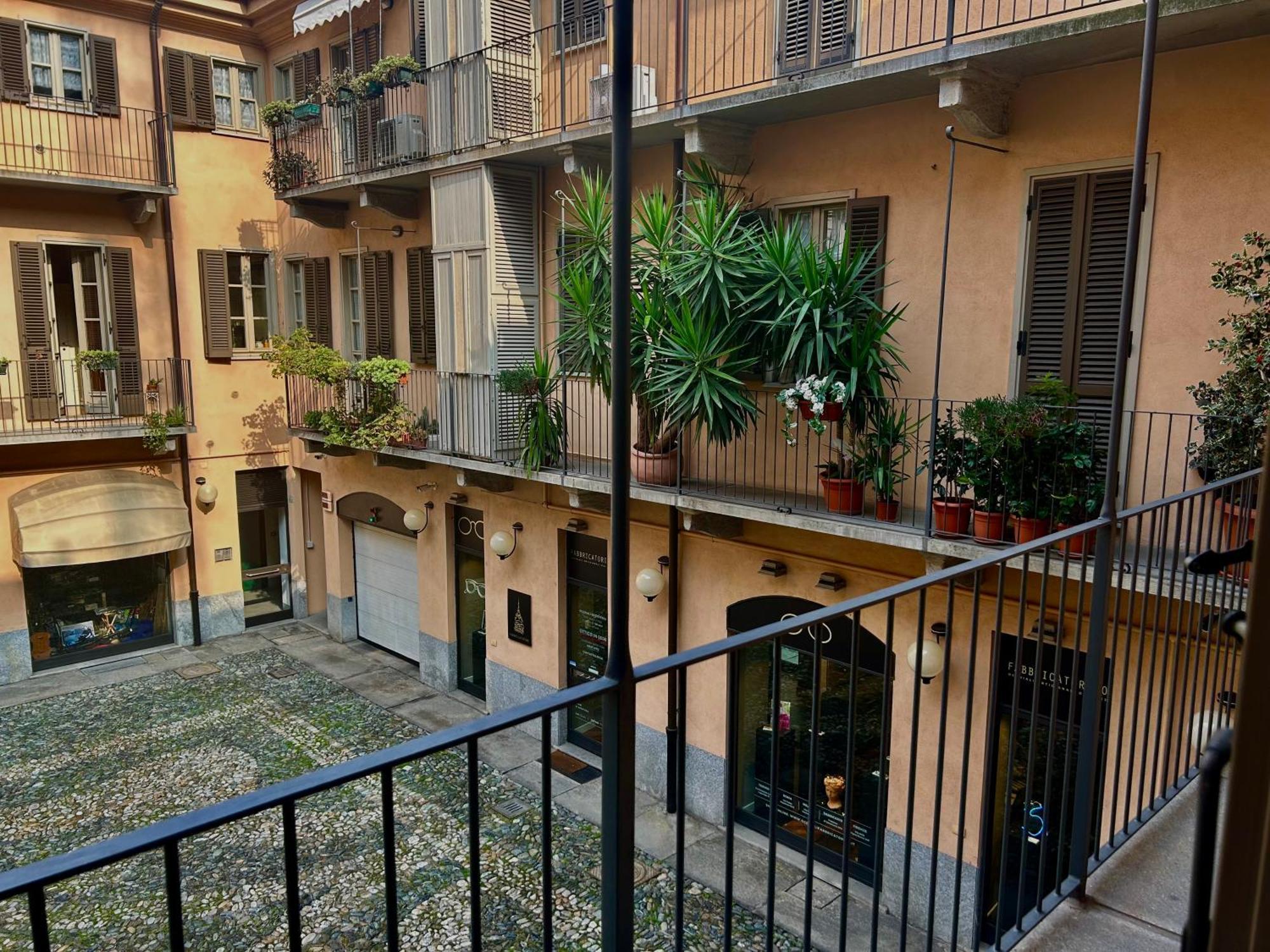 Elegante Appartamento Nel Centro Storico Di Torino Esterno foto